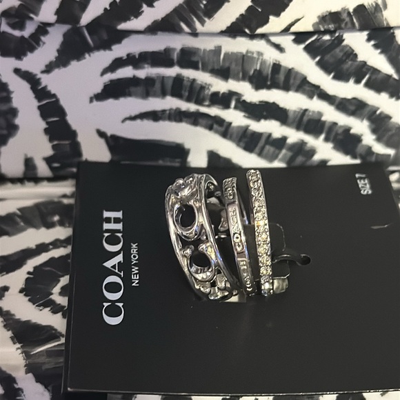 Coach silver ring set size 7 - Picture 3 of 3